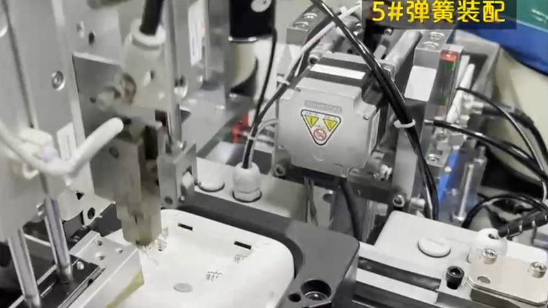 上下料机器人与人工成本对比